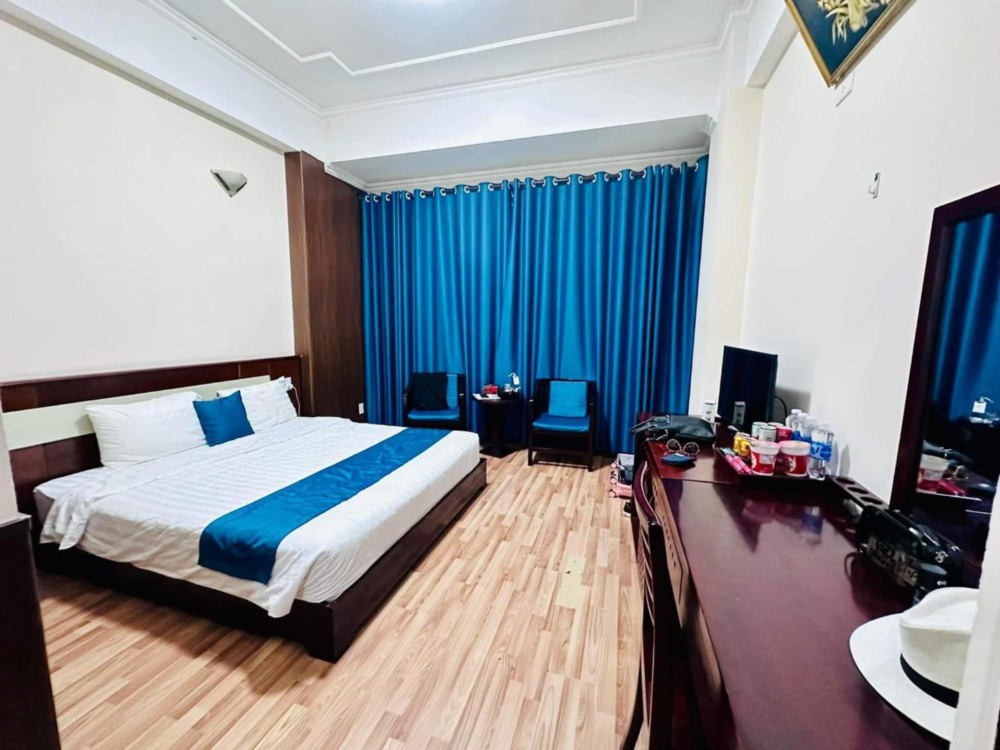 Khach San Hung Vuong Quang Ngai Hotel Exterior photo