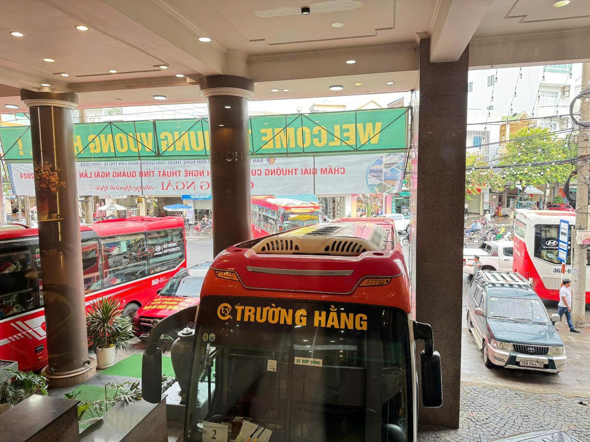 Khach San Hung Vuong Quang Ngai Hotel Exterior photo