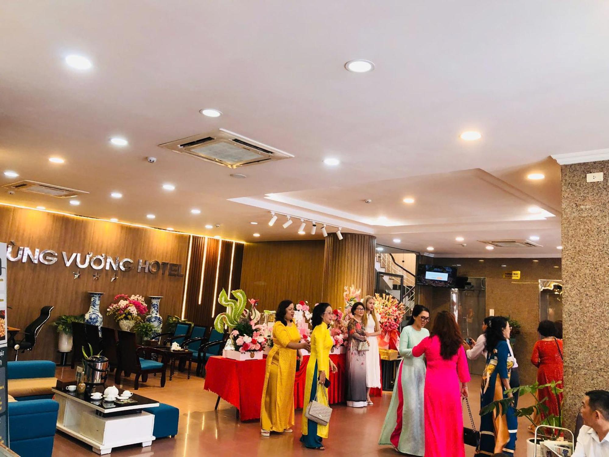 Khach San Hung Vuong Quang Ngai Hotel Exterior photo