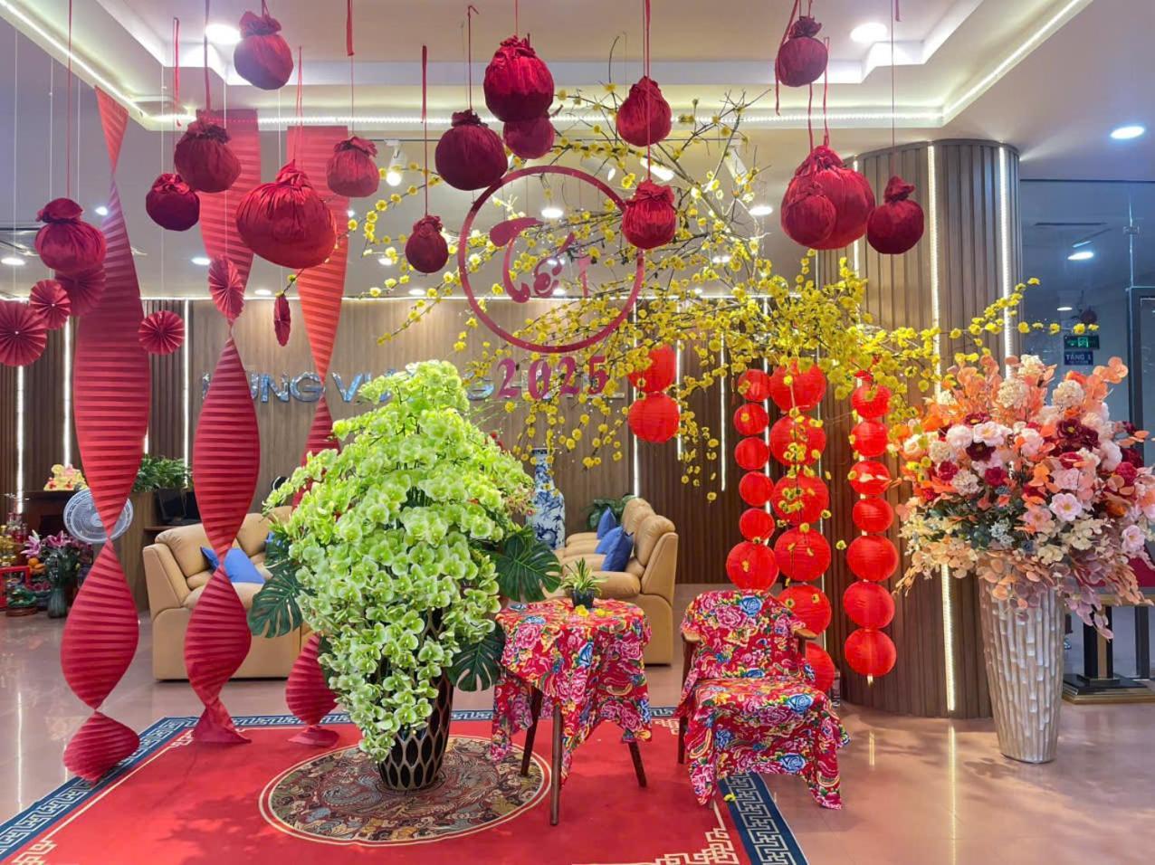 Khach San Hung Vuong Quang Ngai Hotel Exterior photo