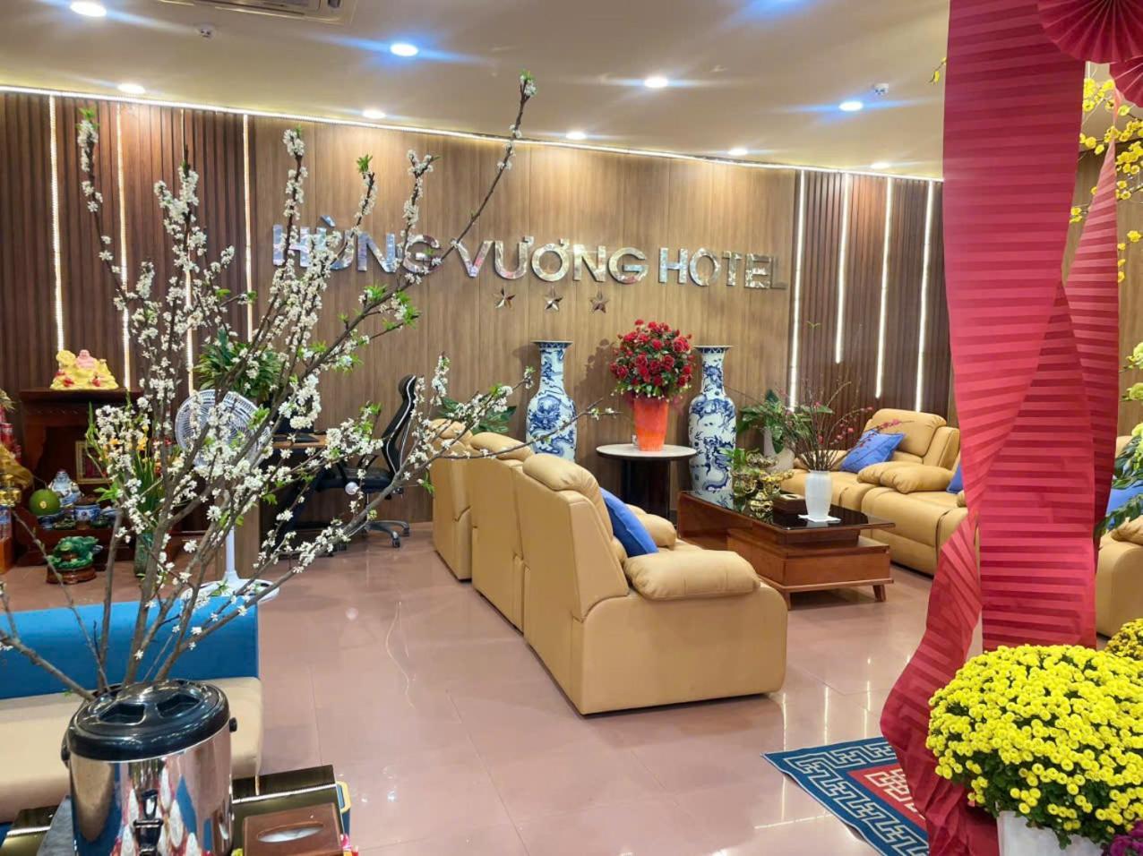 Khach San Hung Vuong Quang Ngai Hotel Exterior photo